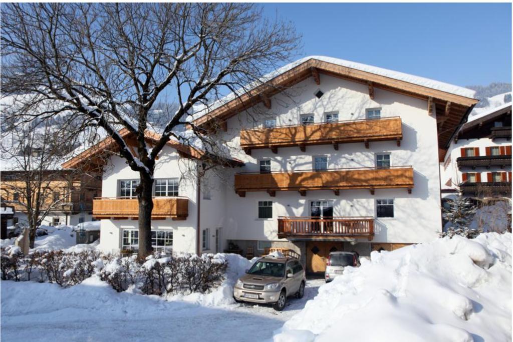 Pension Rosenhof Brixen im Thale Exterior photo